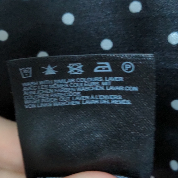 🌷Black & White Blouse - Picture 14 of 14